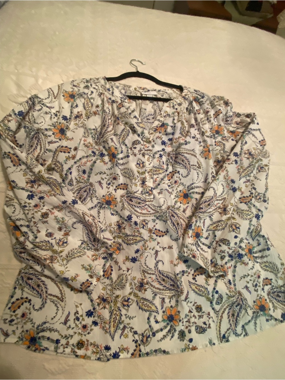 Women’s White Floral Paisley Blouse - Casual Long Sleeve Top
